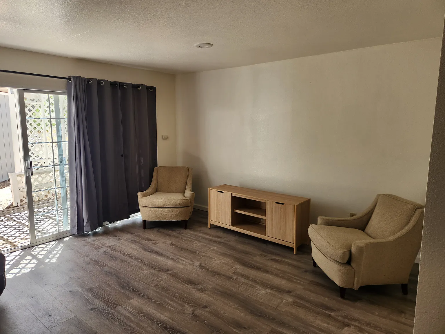 1 bed, 600 sqft, $950 — Photo 3