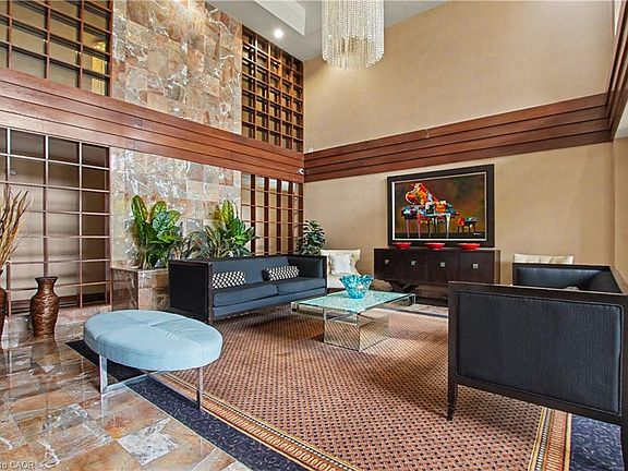 4th image of 100 County Court Blvd #1604