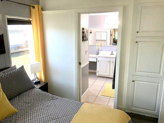 4th image of 59012 Captiva Bay