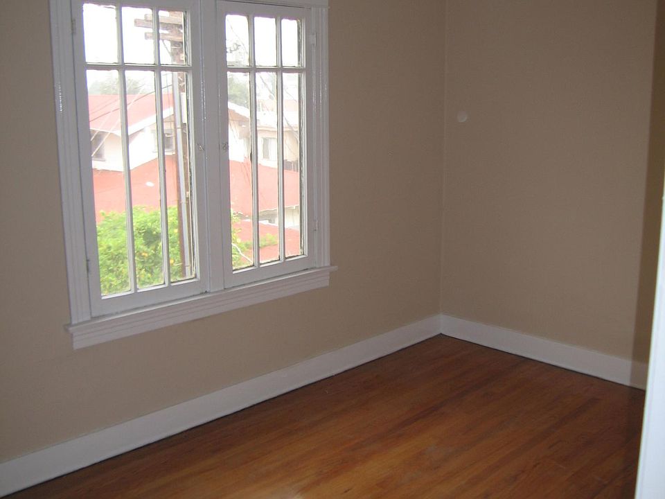 1st image of 4457 W 2nd St