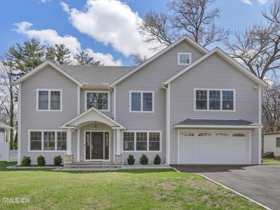 52 Morningside Dr, Greenwich, CT, 06830