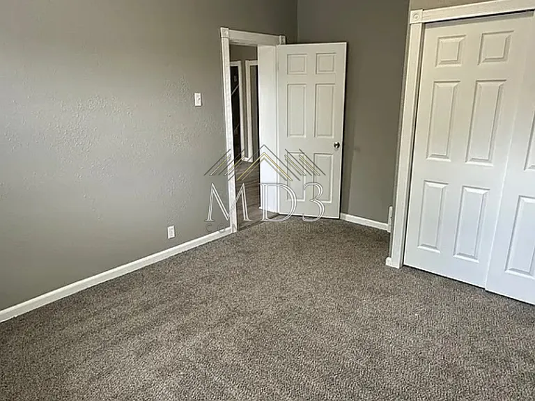 4051 Taft Ave — Photo 11