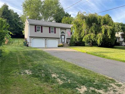 44 Greystone Road, Waterbury, CT, 06704