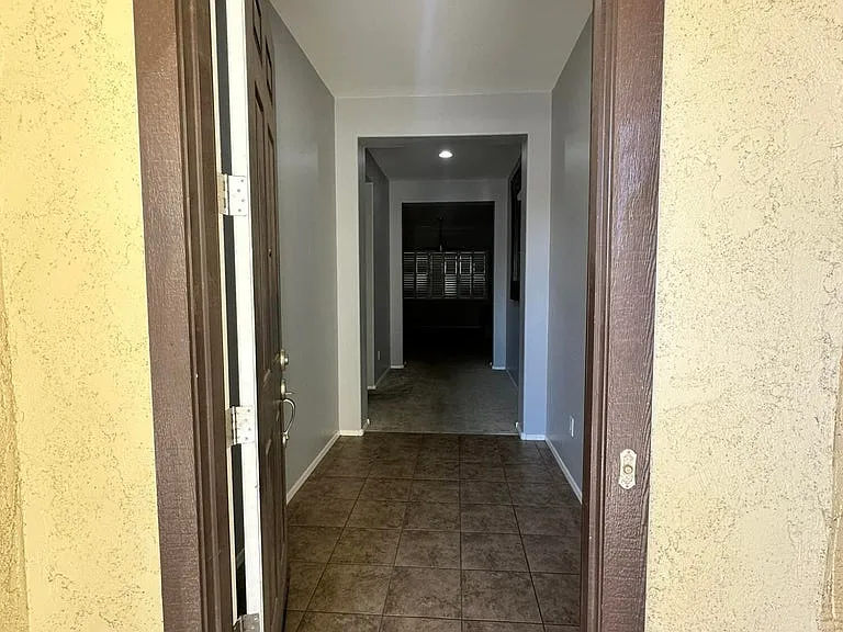 5896 W Yuma Mine Cir — Photo 11