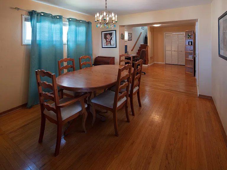 6087 Monterey Ave — Photo 11
