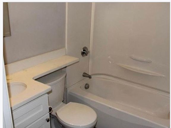 2nd image of 70 Safford St #6