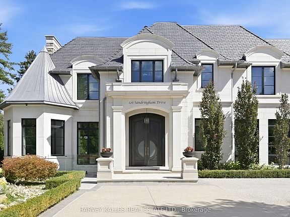 2nd image of 126 Sandringham Dr