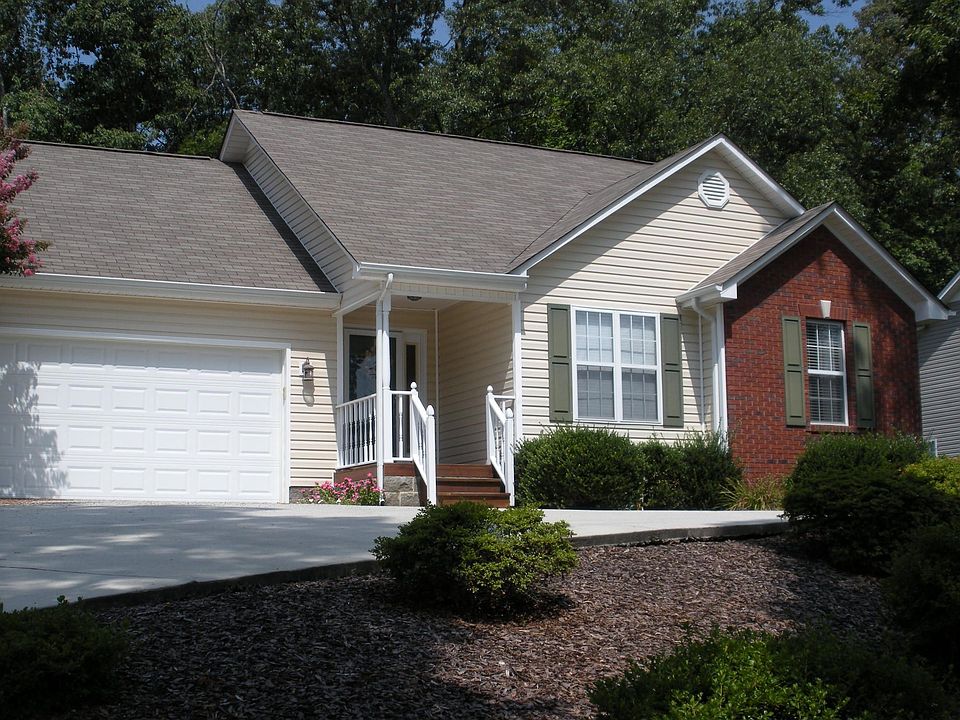 1st image of 288 Benwood Trl NE
