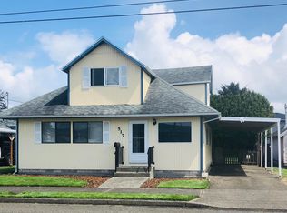 517 Cedar Ave, Tillamook, OR 97141
