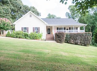 754 Gifford Cir, Winder, GA 30680