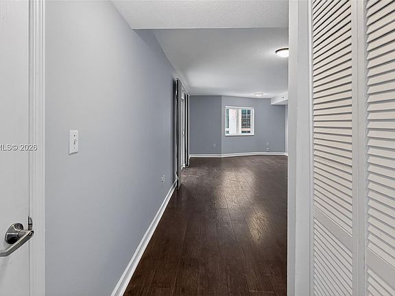 2nd image of 280 SW 20th Rd APT 904
