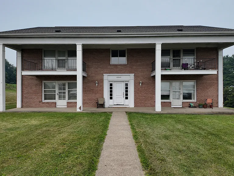 68160 Vineyard Rd #2 — Photo 1