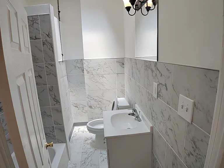2059 S 57th St #1 — Photo 6