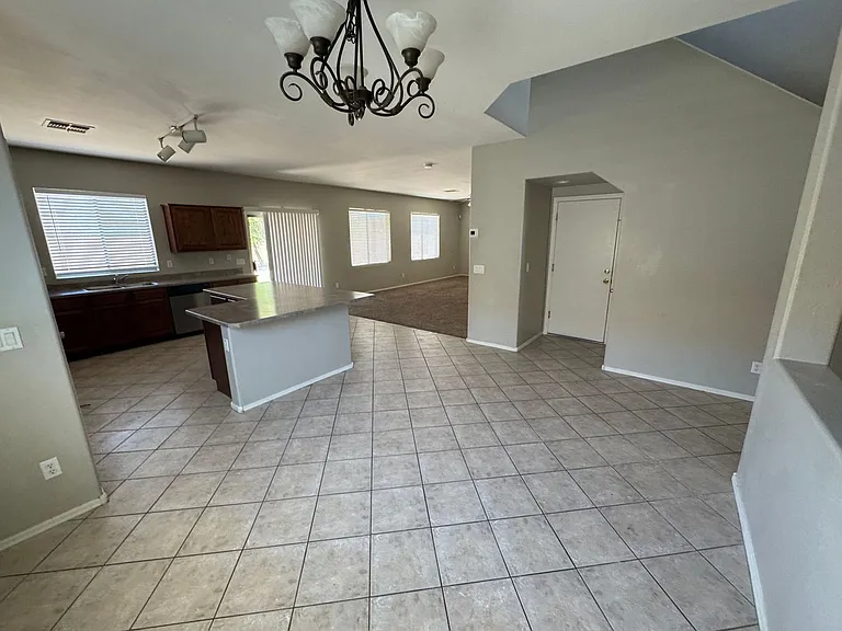 45296 W Gavilan Dr — Photo 3