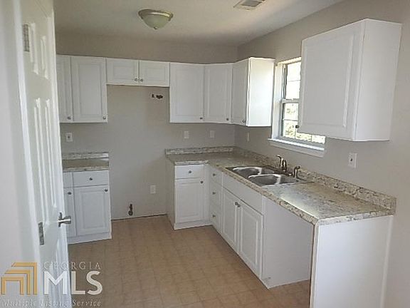 5th image of 3720 Salem Kirk Dr
