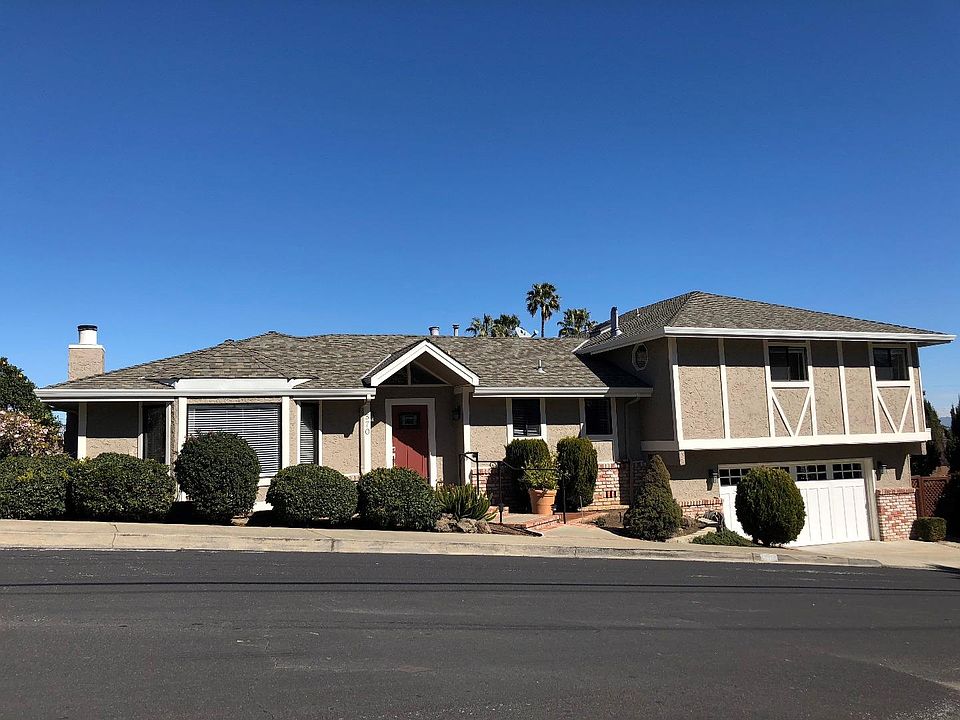 1st image of 570 De Anza Ave