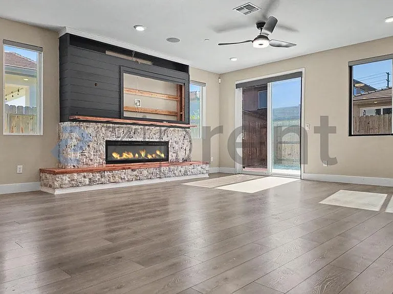 2272 Borealis Cir — Photo 8