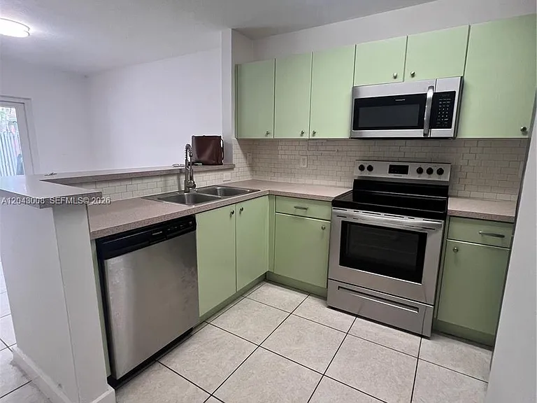 20613 SW 93rd Ave #2 — Photo 10