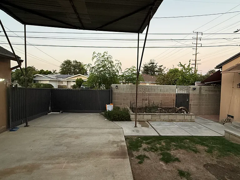 10257 Olive St — Photo 53