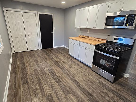 5th image of 9768 Loralinda Dr