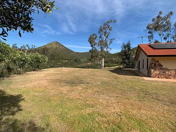 3rd image of 1394 Peutz Valley Rd