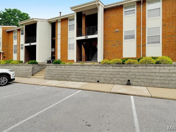 1989 Hunting Lake Ct APT 303, Saint Louis, MO 63122