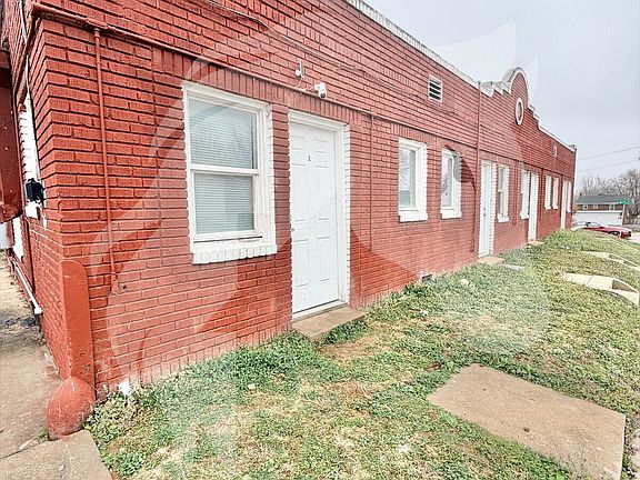 4th image of 820 S 6th St #4