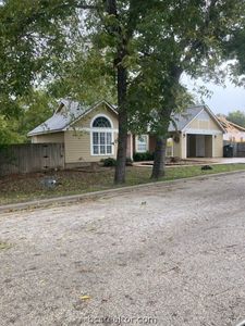1105 E 24th St, Bryan, TX, 77803