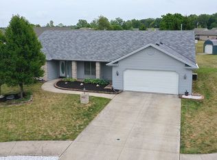 989 Fawn Ct, Decatur, IN 46733