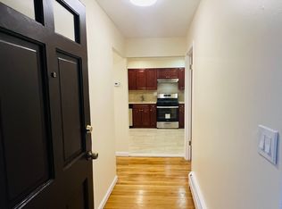 15121 19th Ave #2B, Whitestone, NY 11357