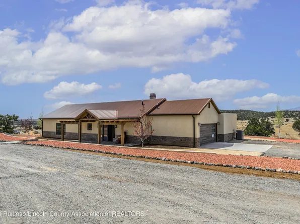 103 & 105 Camino Silla, Capitan, NM 88316