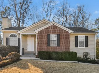 7118 Hillcrest Chase Dr, Austell, GA 30168