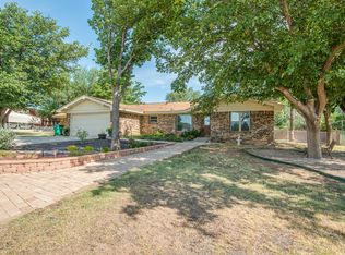 6 Willow Ln, Ransom Canyon, TX 79366