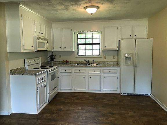 2nd image of 838 George Kersh Dr
