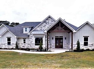 6889 McCrae Ln, Bryan, TX 77808