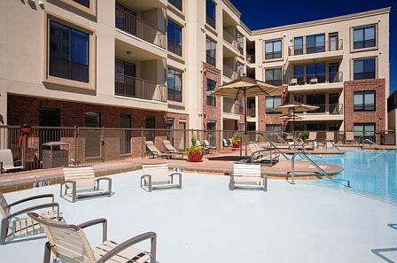 5th image of 901 Red River St APT 1427