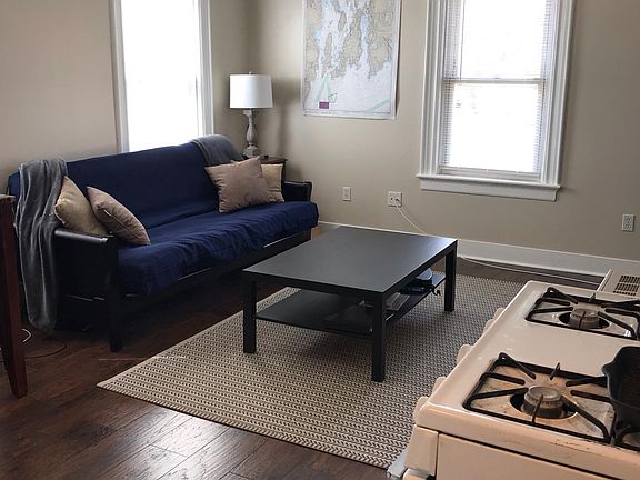 3rd image of 18 Vernon St #2F