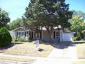2nd image of 1216 Sunset St