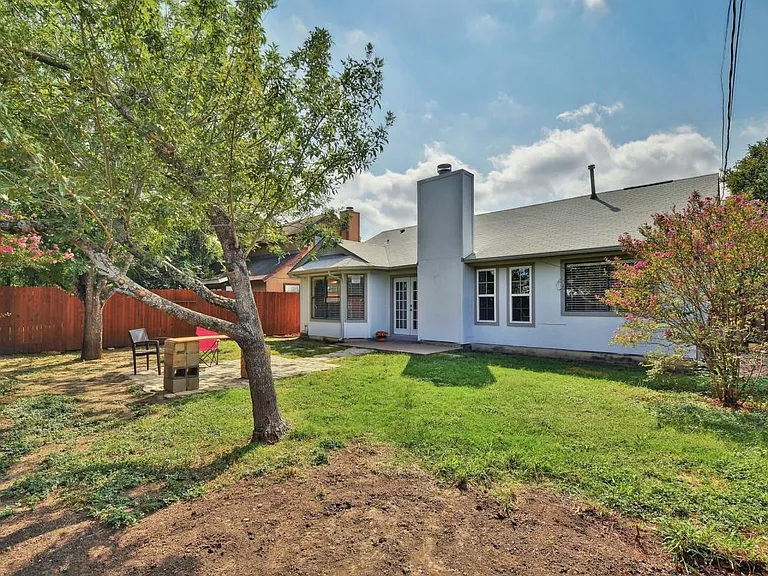 1622 Peachtree Valley Dr — Photo 26