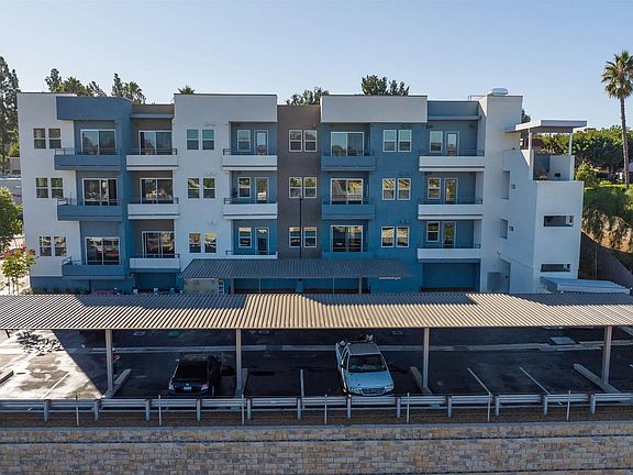 4th image of 1316 E Grand Ave #8dc56e447