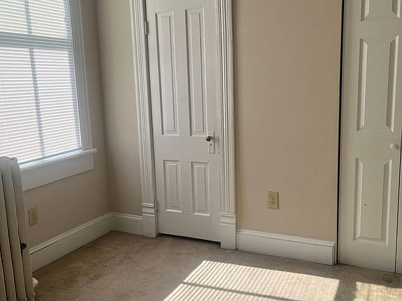 5th image of 359 Walnut Ave SW #6