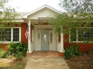 12105 E Bend Rd, Jefferson City, MO 65101