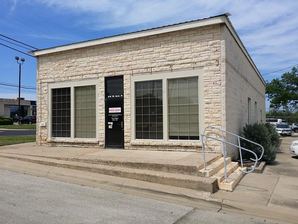215 W Avenue D #OFFICE BUILD