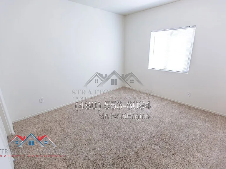 24530 W Flores Dr — Photo 28