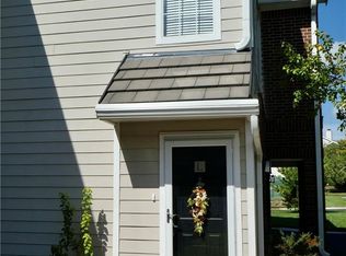 11628 Tomahawk Creek Pkwy APT L, Leawood, KS 66211