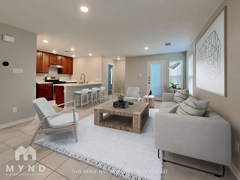 627 Coyote Canyon Ct — Photo 2