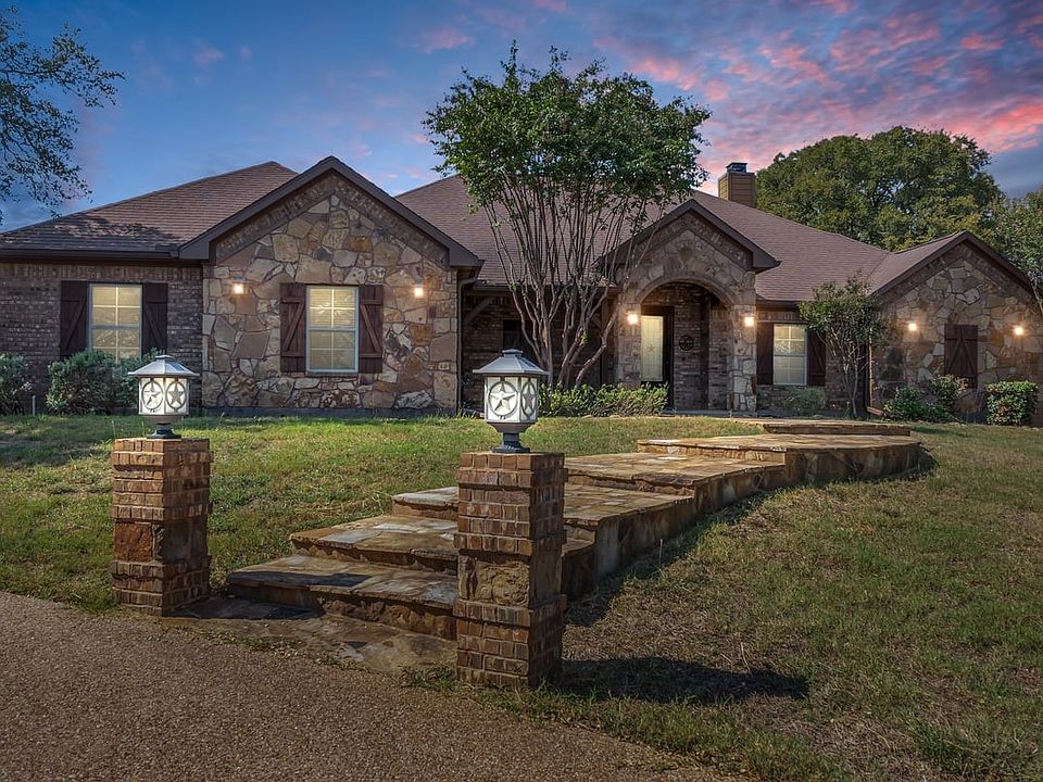 1865 Austin Hines Dr, China Spring, TX 76633 | MLS #21075228 | Zillow