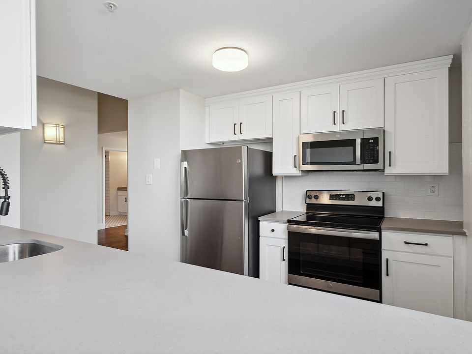 Enjoy your brand new kitchen with upgraded finishes
