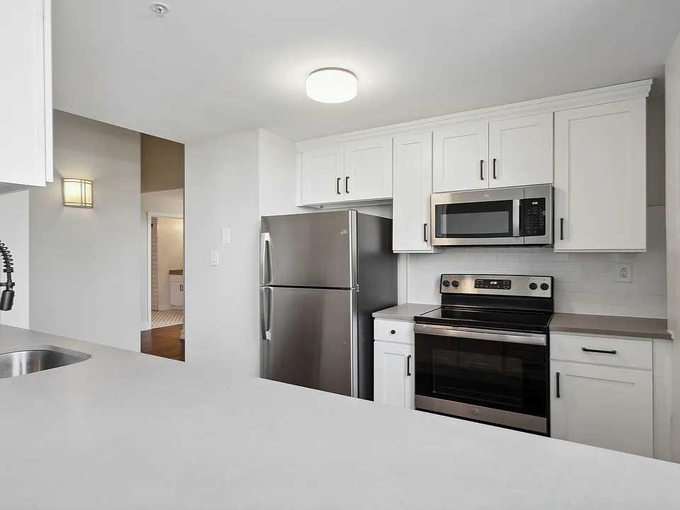 Enjoy your brand new kitchen with upgraded finishes