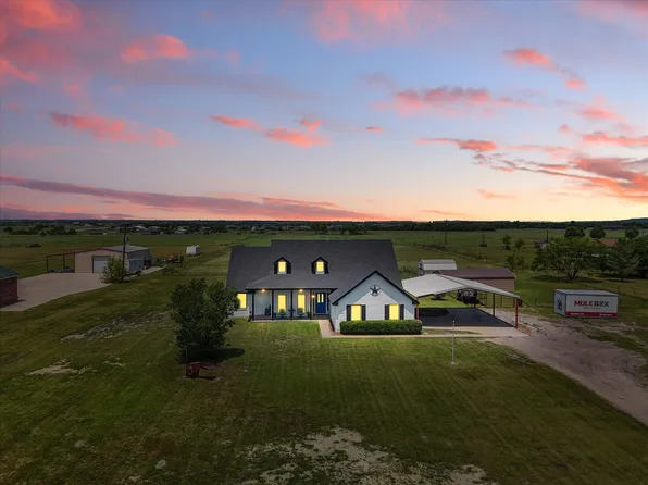 205 N Armstrong Rd, Venus, TX 76084